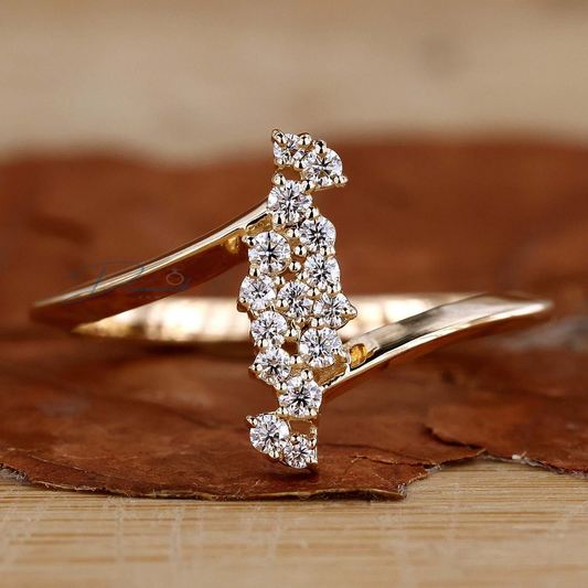 Round Cut Lab Grown Diamond Graduation Gift Ring for Women