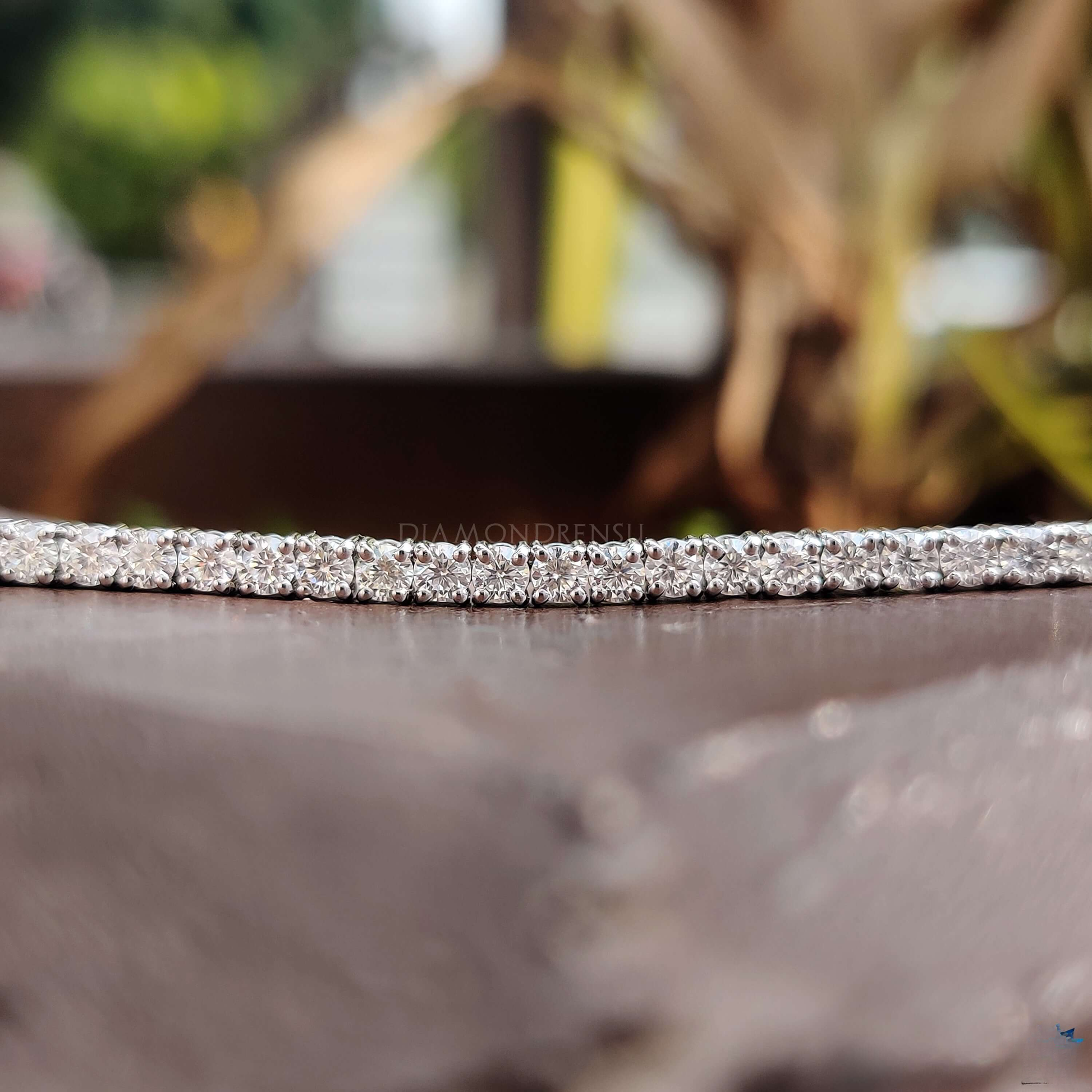 2.50 MM Round Cut Colorless Moissanite Tennis Bracelet