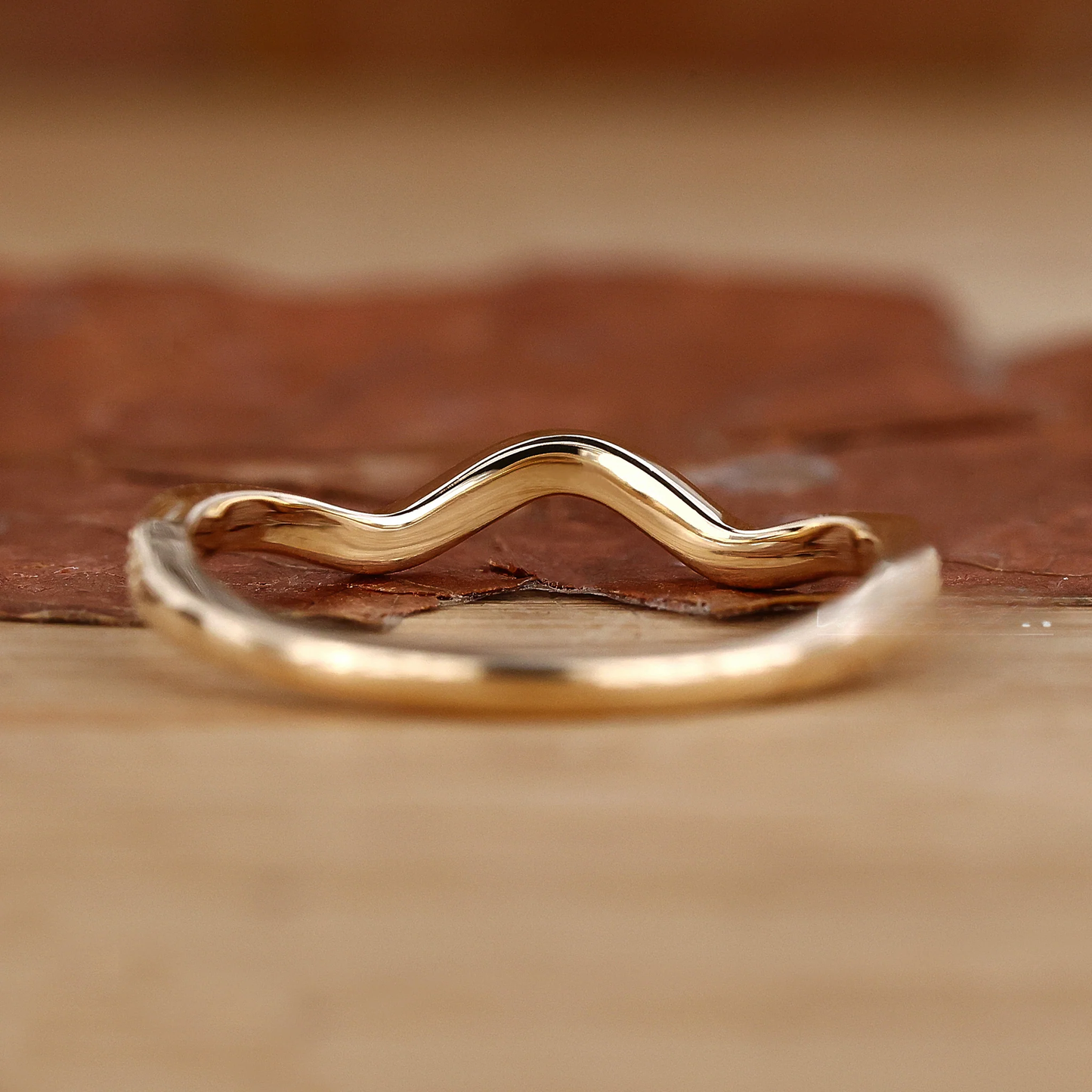 Curved Wedding Band With Round Diamonds