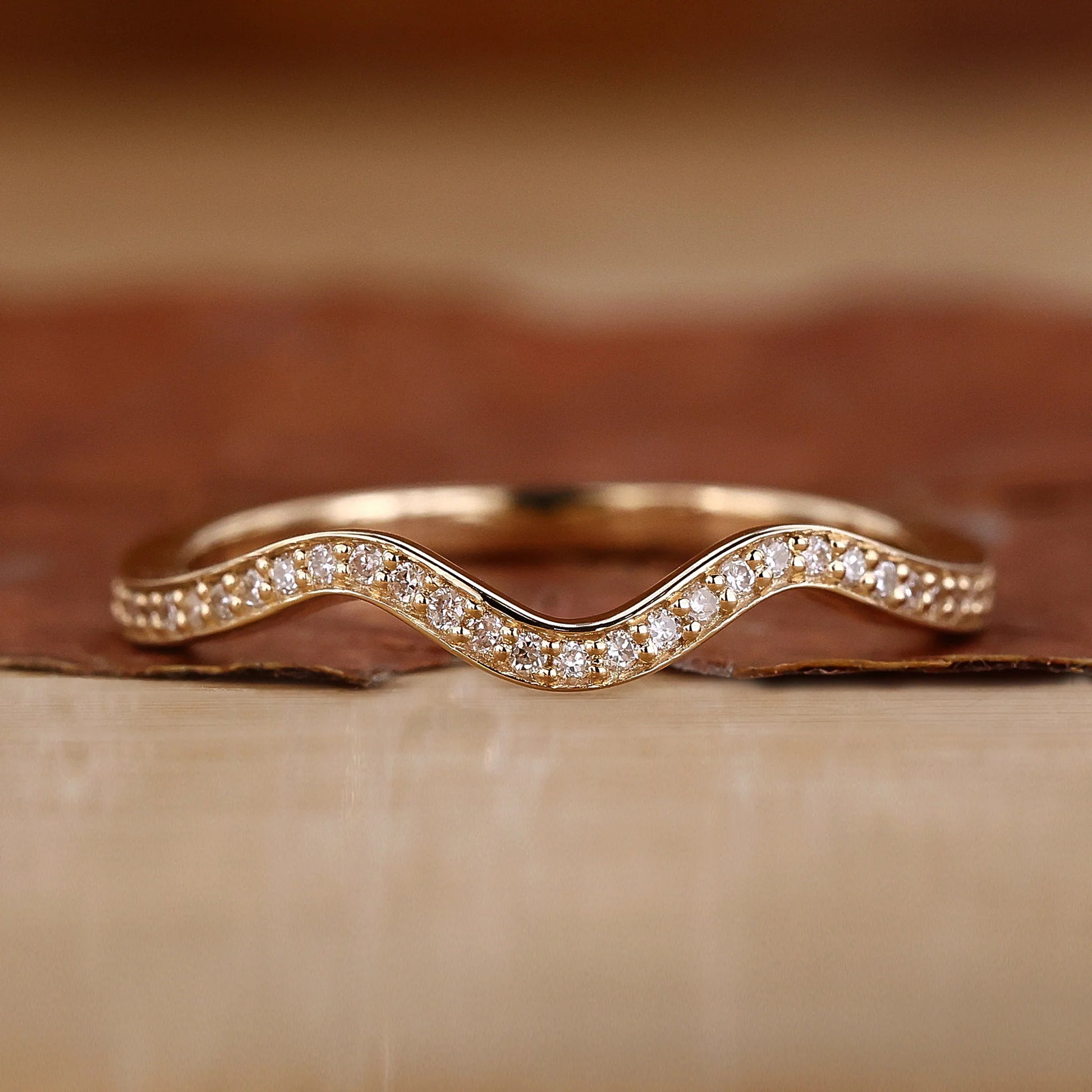Curved Wedding Band With Round Diamonds