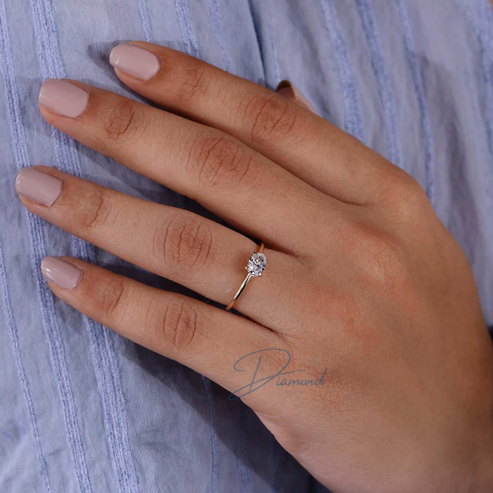 East to West Set Oval Diamond Solitaire Engagement Ring for Women