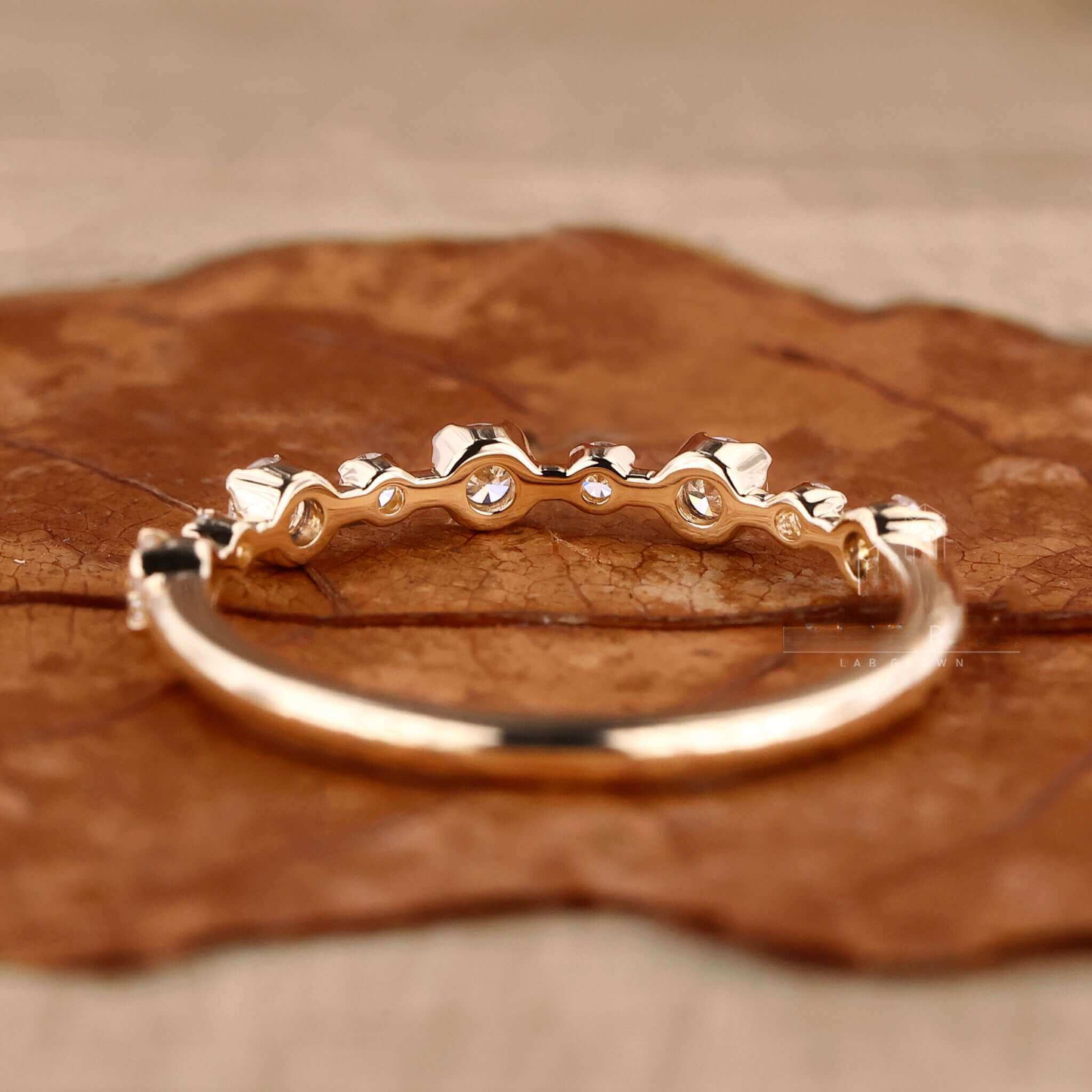 Round Lab-Grown Diamond Wedding Band – Floating Bubble Eternity Ring for Women