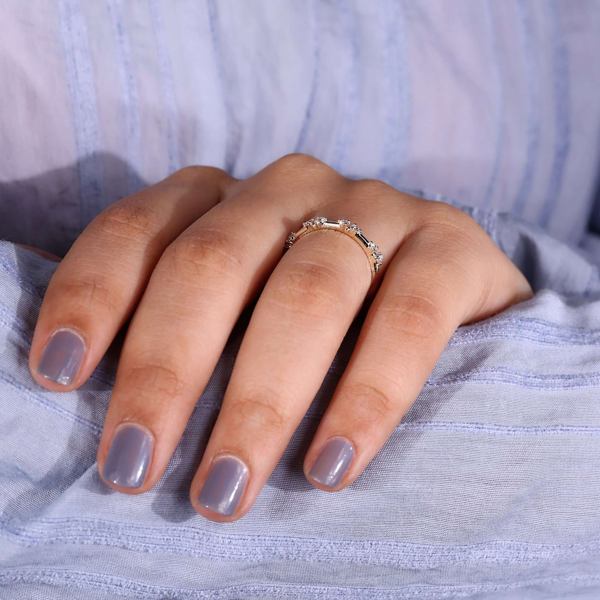 Round Brilliant Cut Floating Bubble Diamond Wedding Band