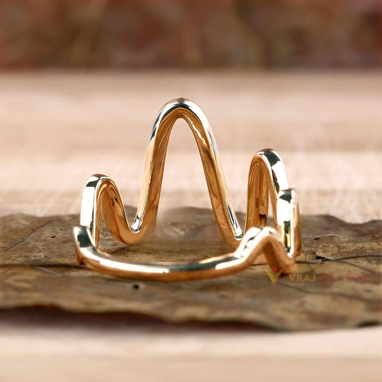 Heart Beat Style Ring With Round Lab Grown Diamonds