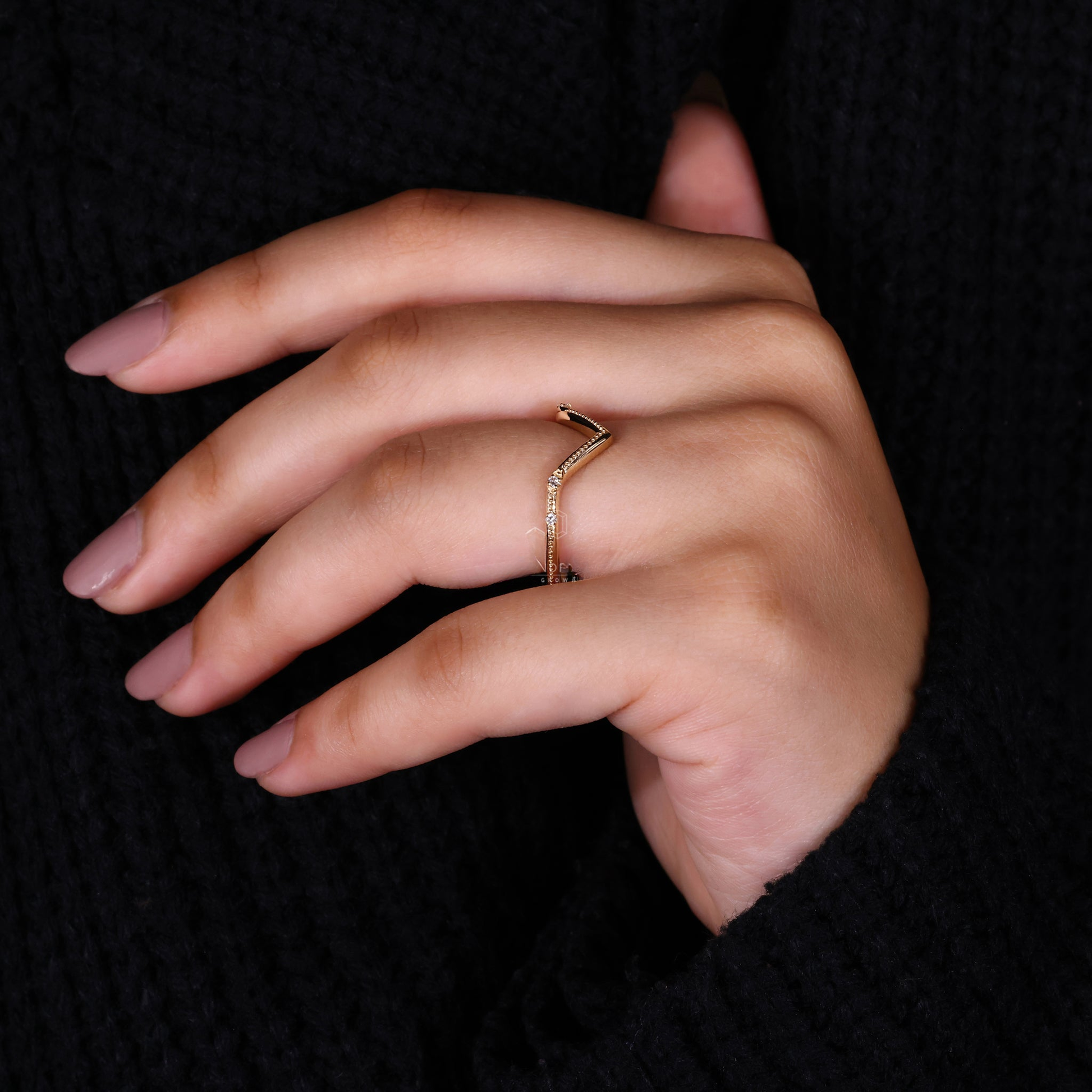 Curved Wedding Band Yellow Gold