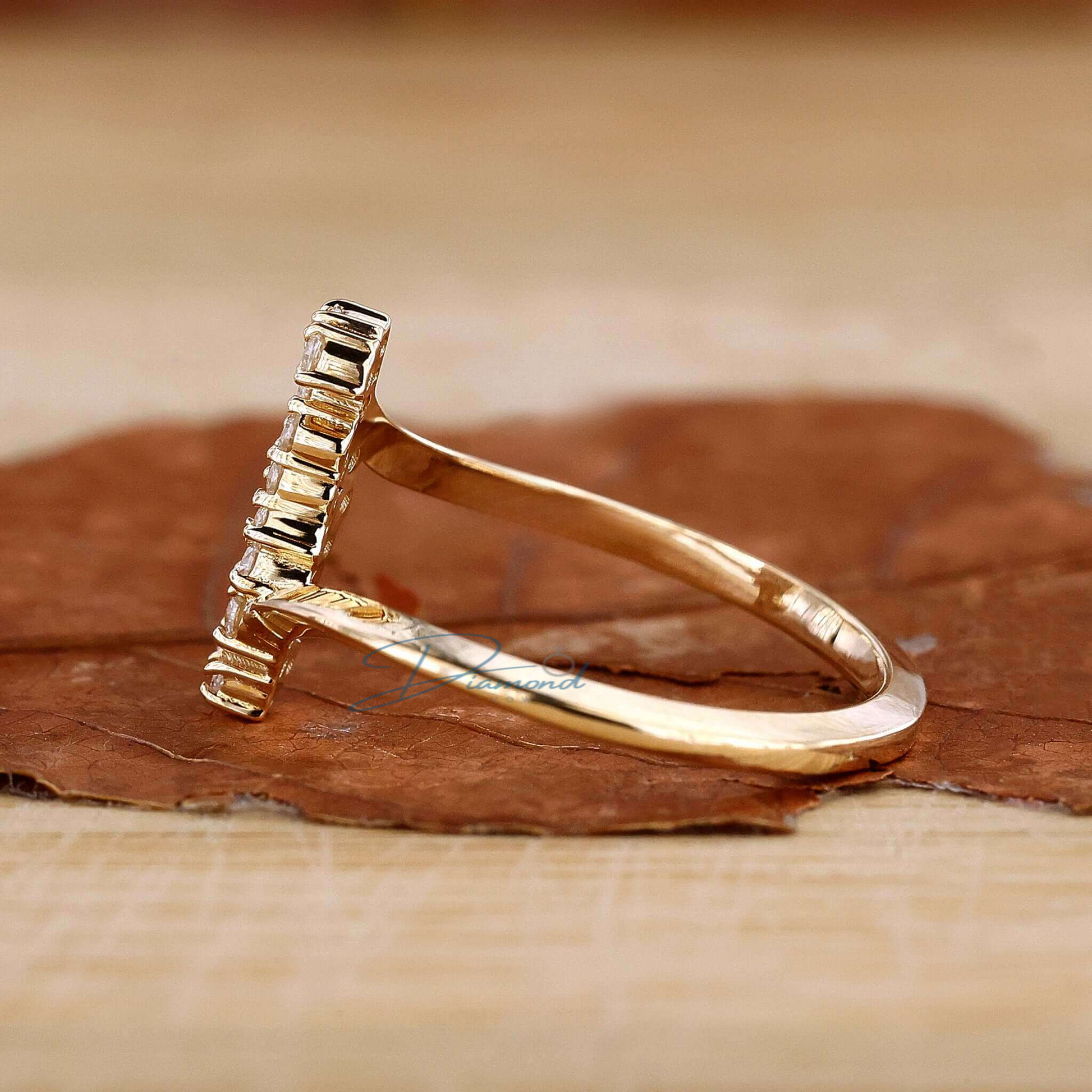 Round Cut Lab Grown Diamond Graduation Gift Ring for Women