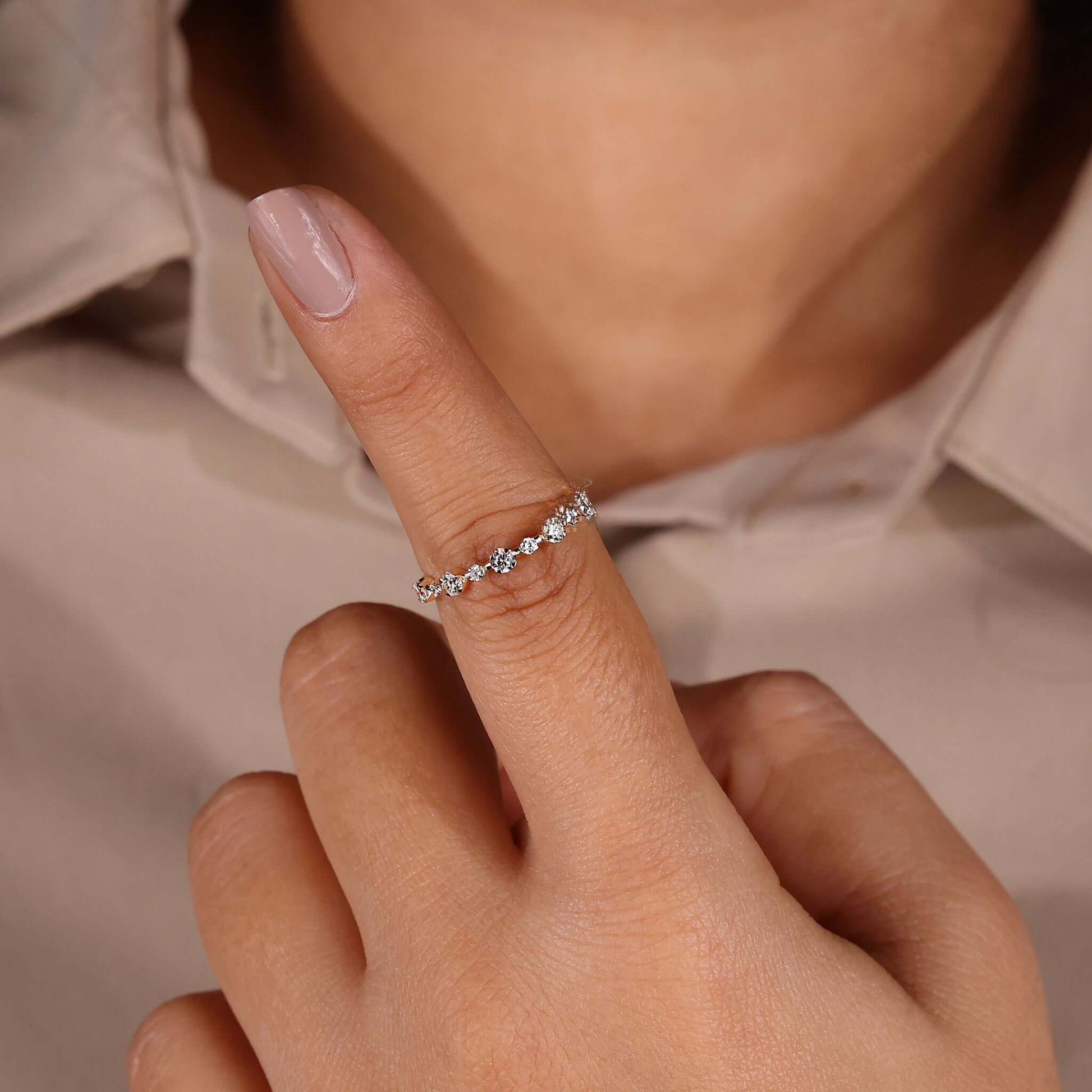 Round Lab-Grown Diamond Wedding Band – Floating Bubble Eternity Ring for Women