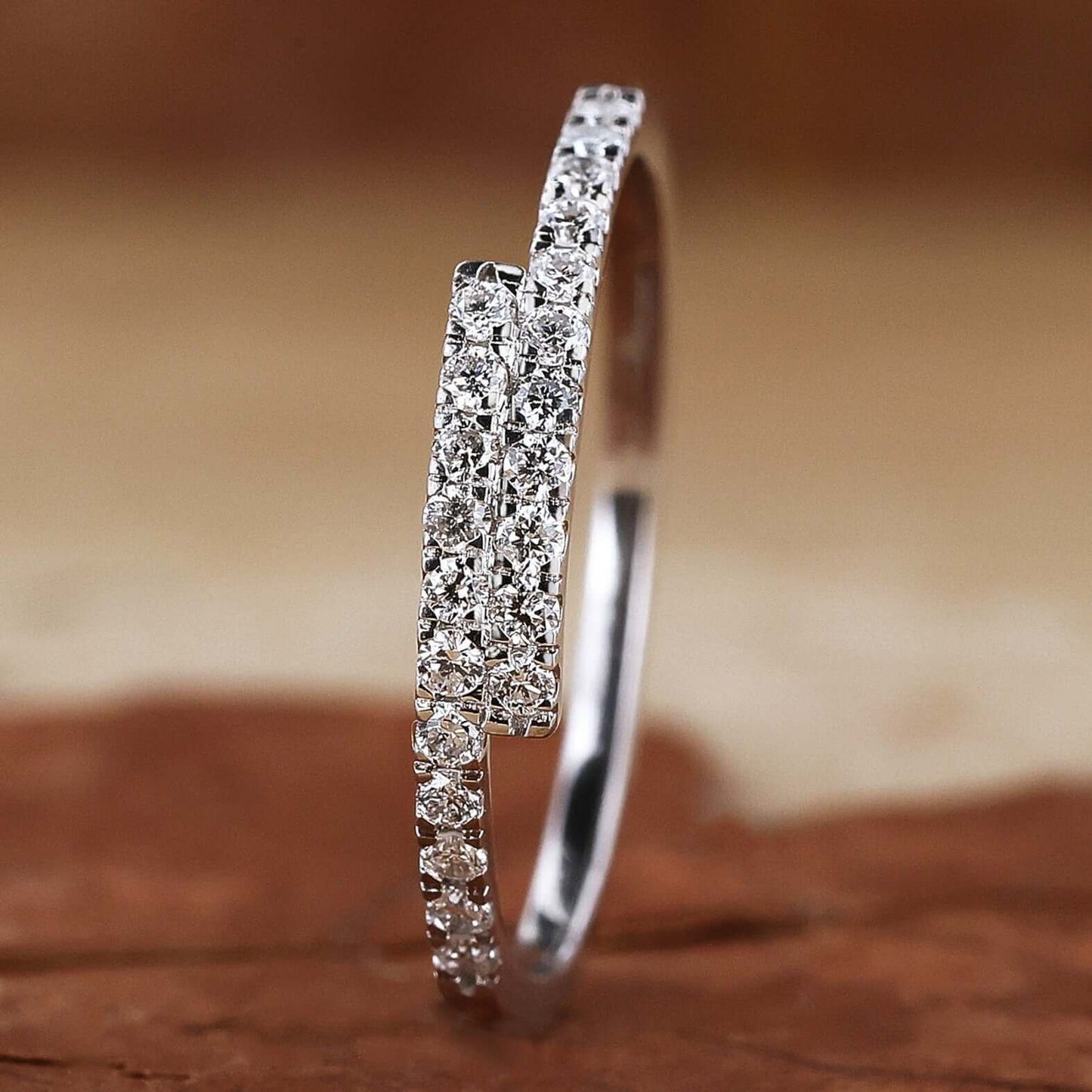 Round Lab Grown Diamond Bypass Setting Minimalist Wedding Band