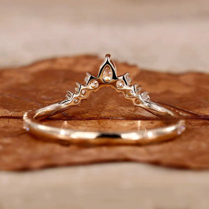 V Shaped Chevron Band, Round Lab Grown Diamond Wedding Band