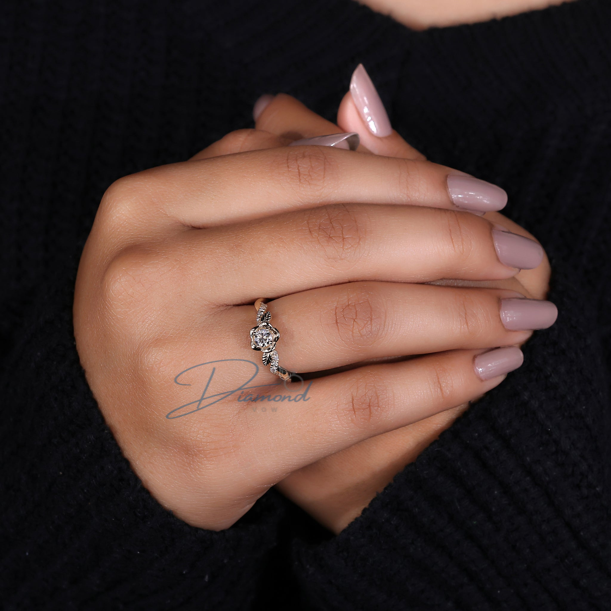 Round Diamond Engagement Ring with a Touch of Nature's Beauty