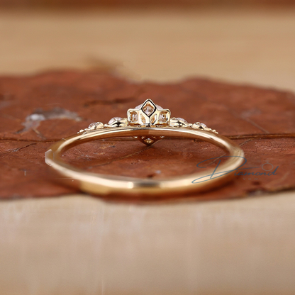 Minimalist Engagement Ring, Round Lab Grown Diamond Ring for Women